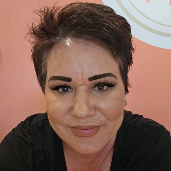 Meet your Posher, Dawn - Picture 1 of 1